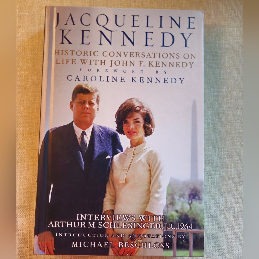 Jacqueline Kennedy: Historic Conversations on Life with John F. Kennedy Box Set - Picture 4 of 10